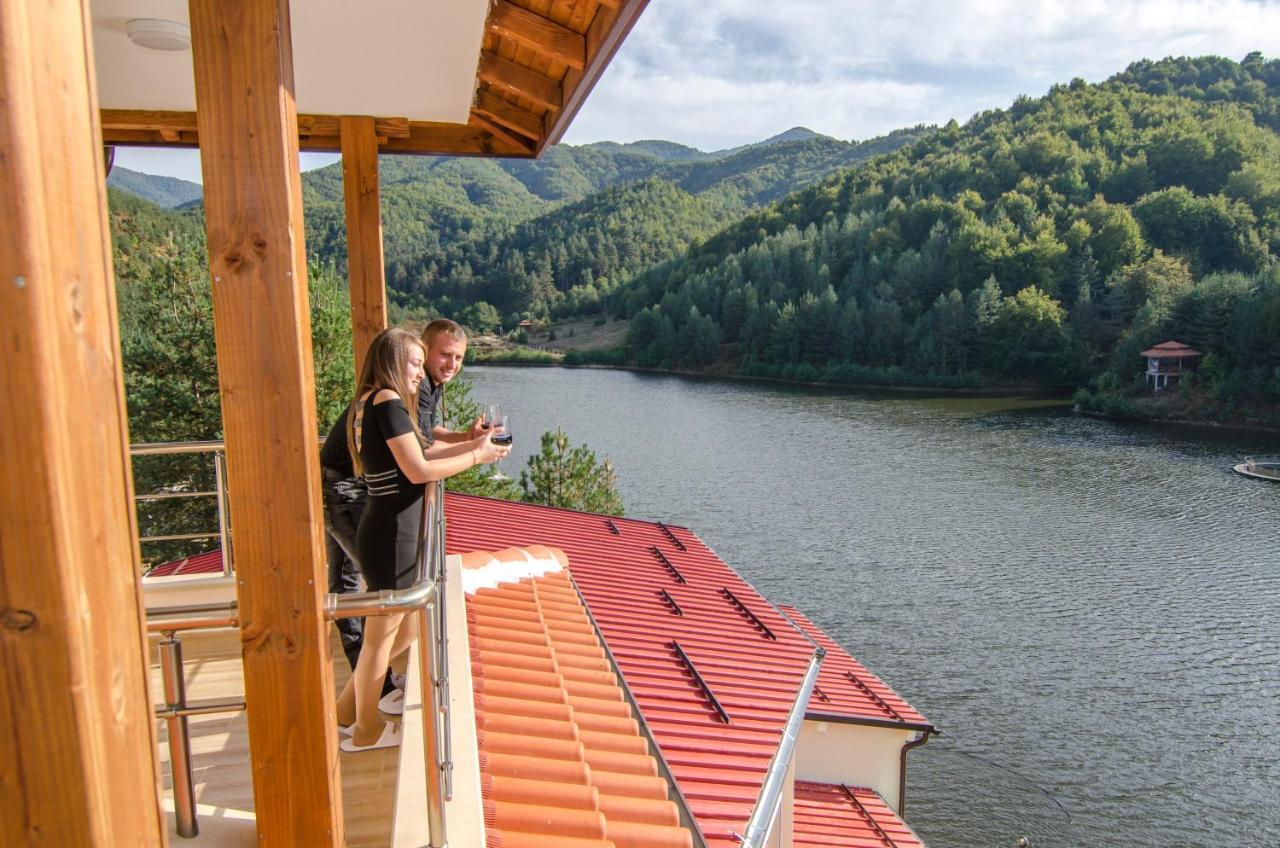 Хотелски Комплекс Кремен Kirkovo (Kardzhali) Bagian luar foto